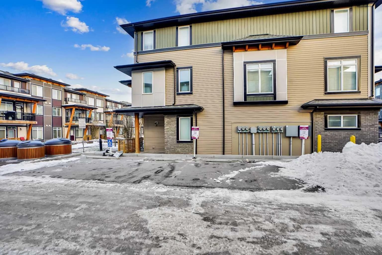 Row/Townhouse