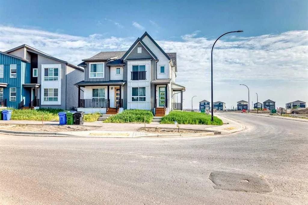 Semi Detached (Half Duplex)
