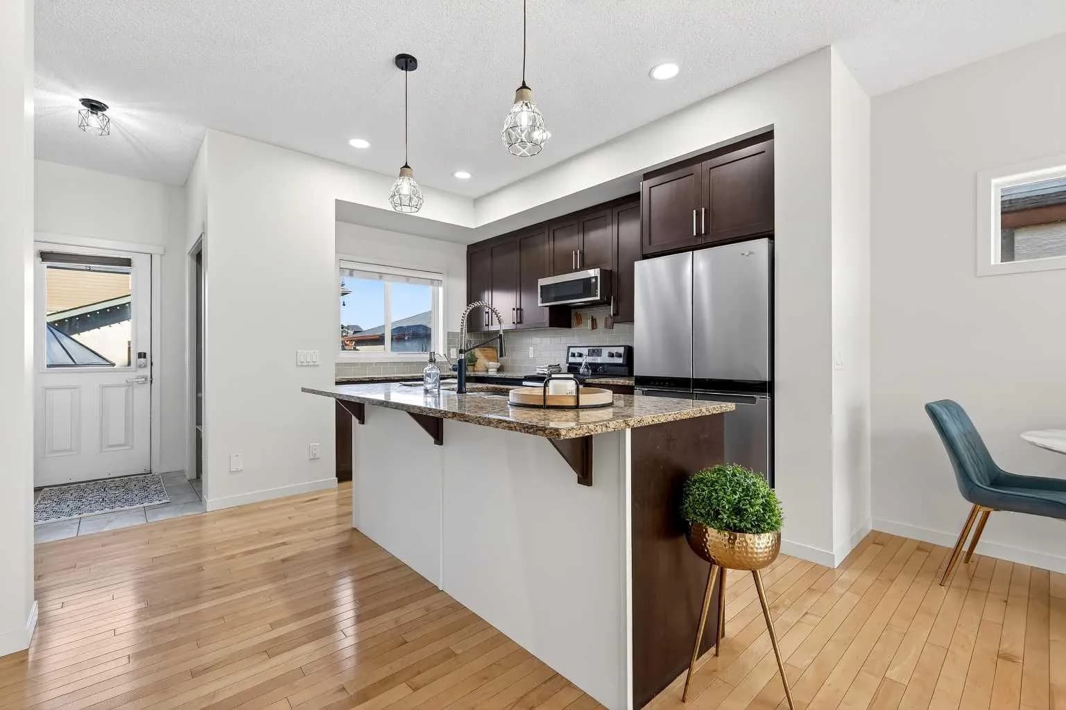 Semi Detached (Half Duplex)