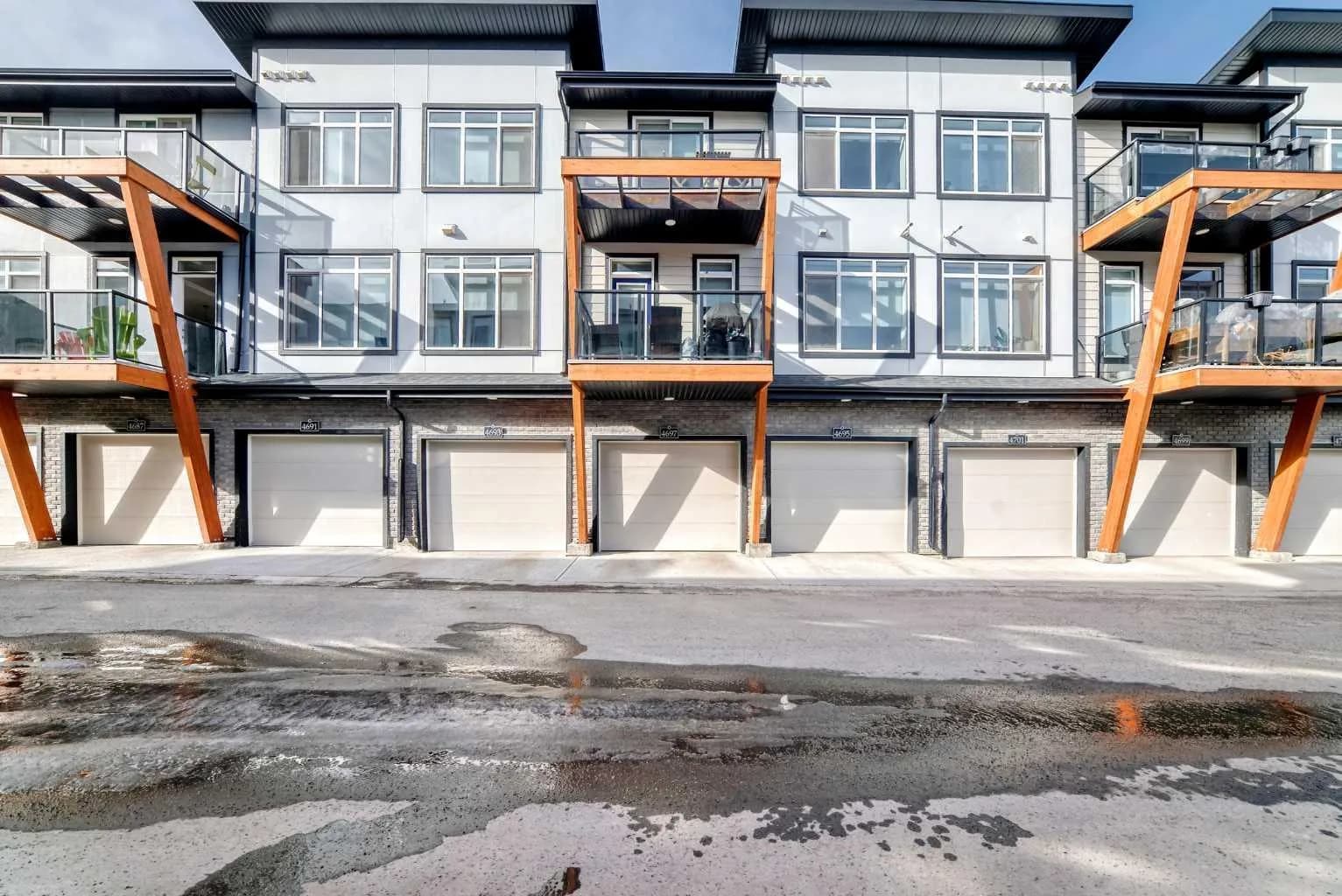 Row/Townhouse