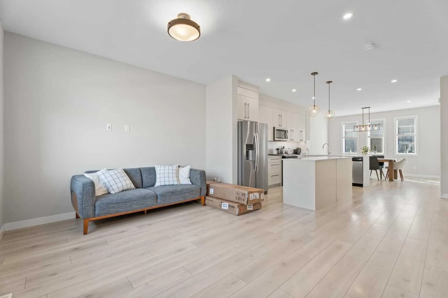 Semi Detached (Half Duplex)