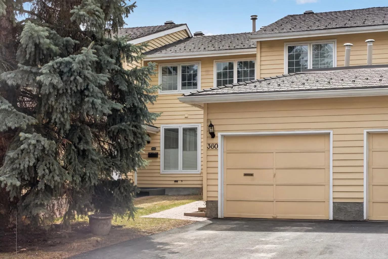 Row/Townhouse