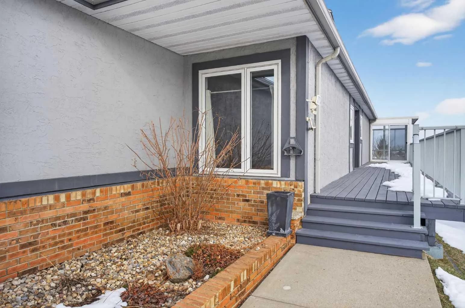 Semi Detached (Half Duplex)