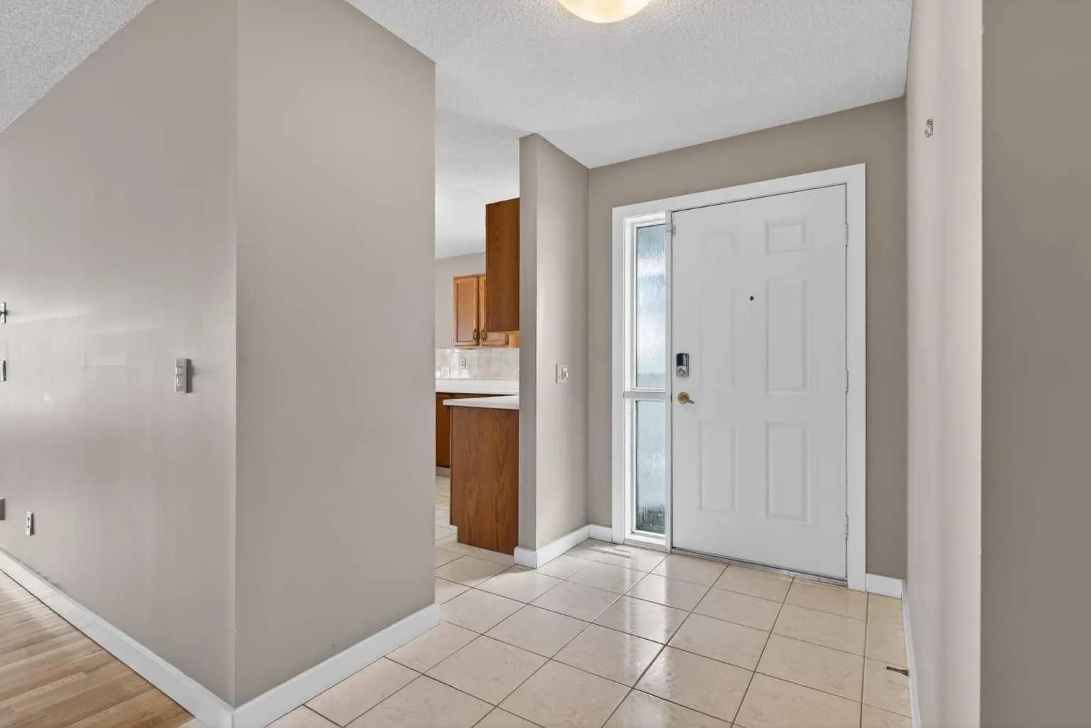 Semi Detached (Half Duplex)