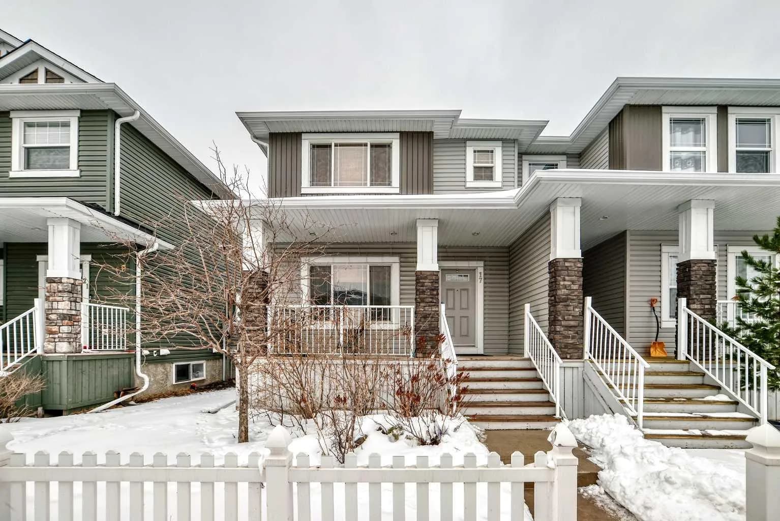 Semi Detached (Half Duplex)