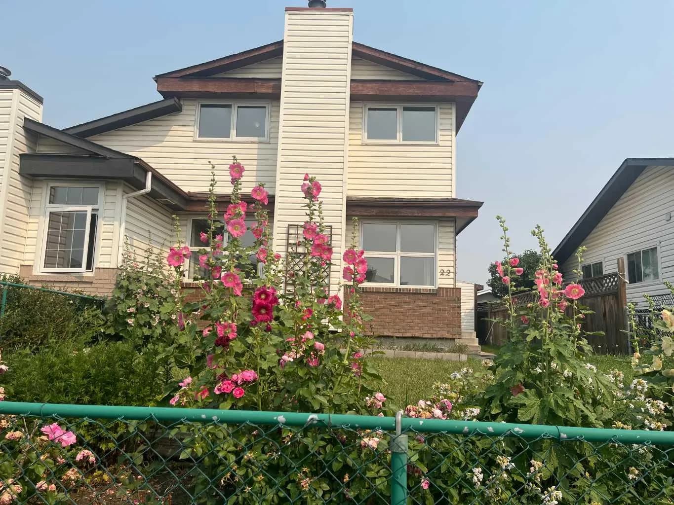 Semi Detached (Half Duplex)