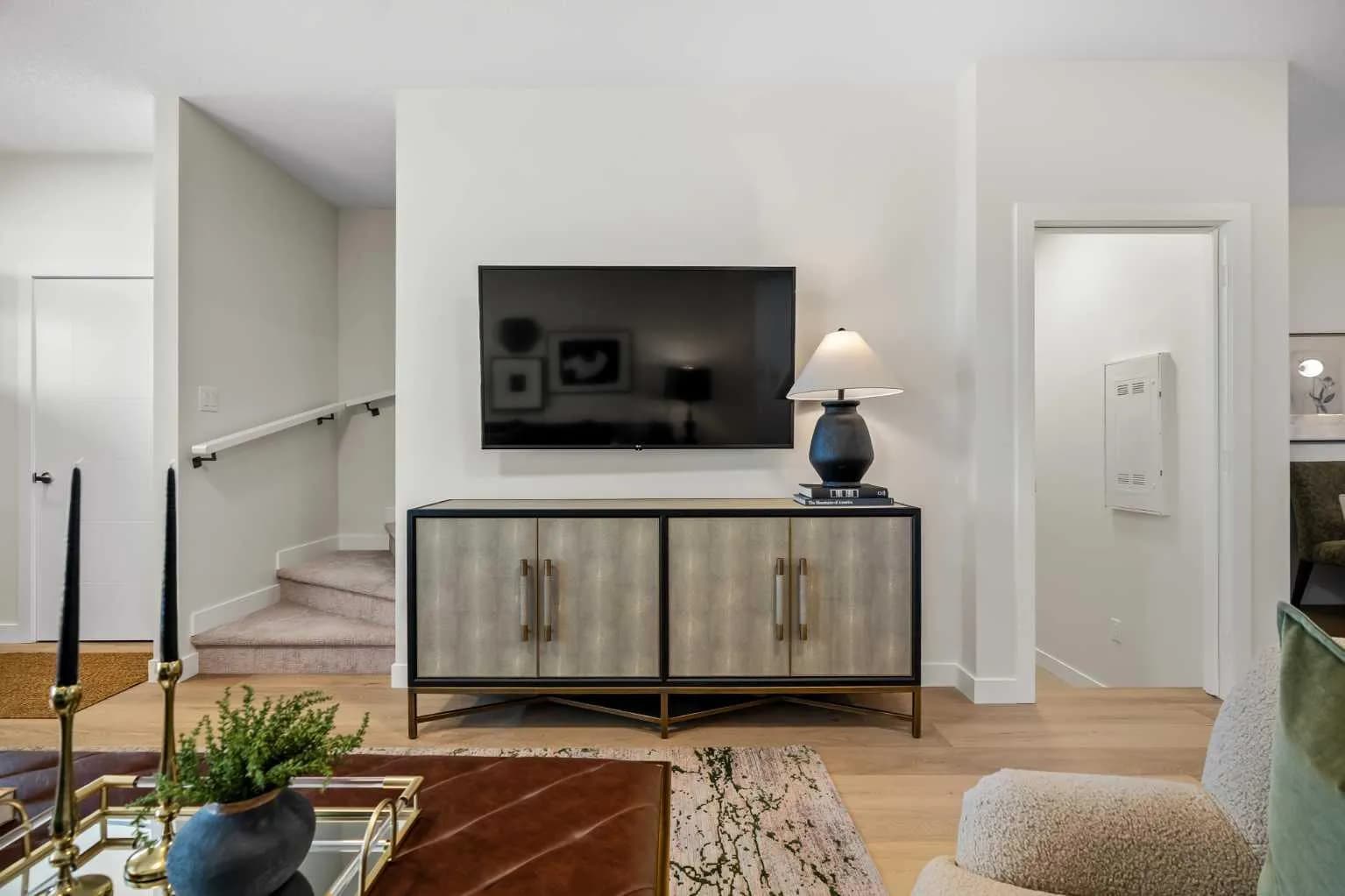 Semi Detached (Half Duplex)