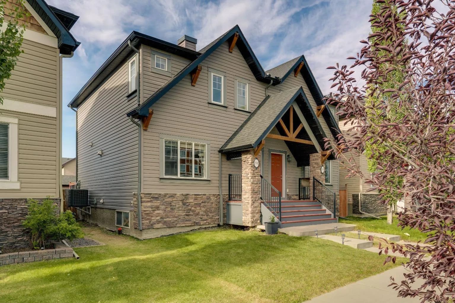 Semi Detached (Half Duplex)