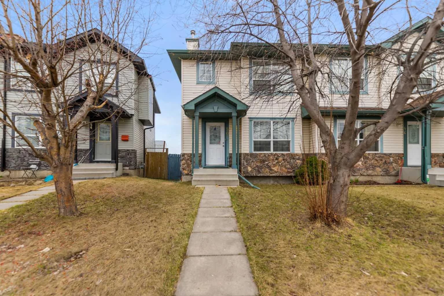 Semi Detached (Half Duplex)