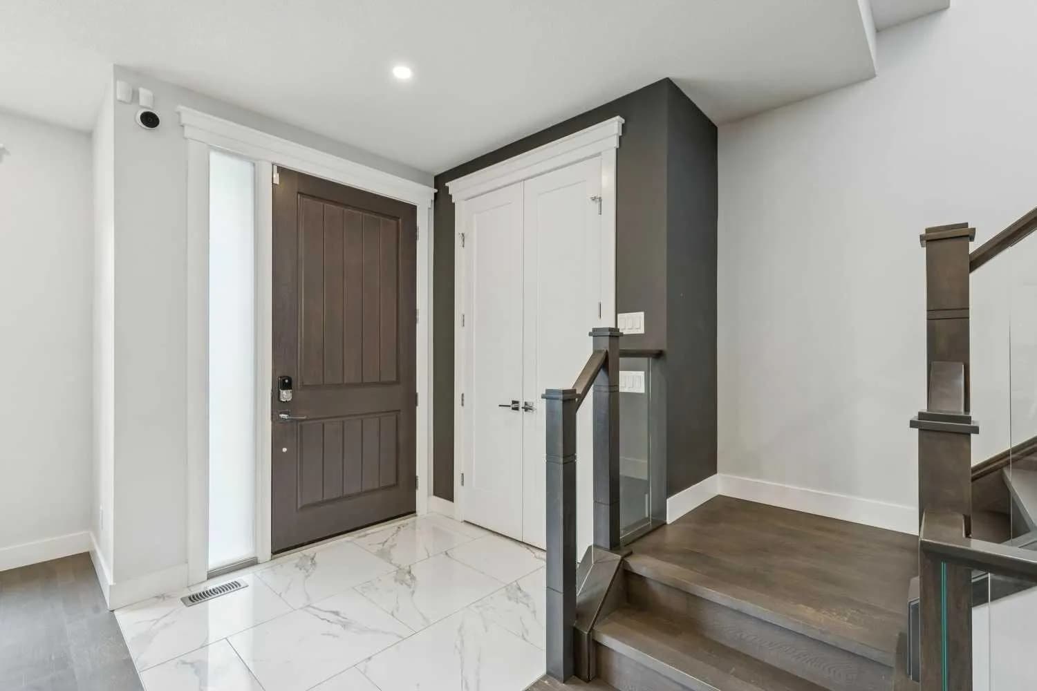 Semi Detached (Half Duplex)