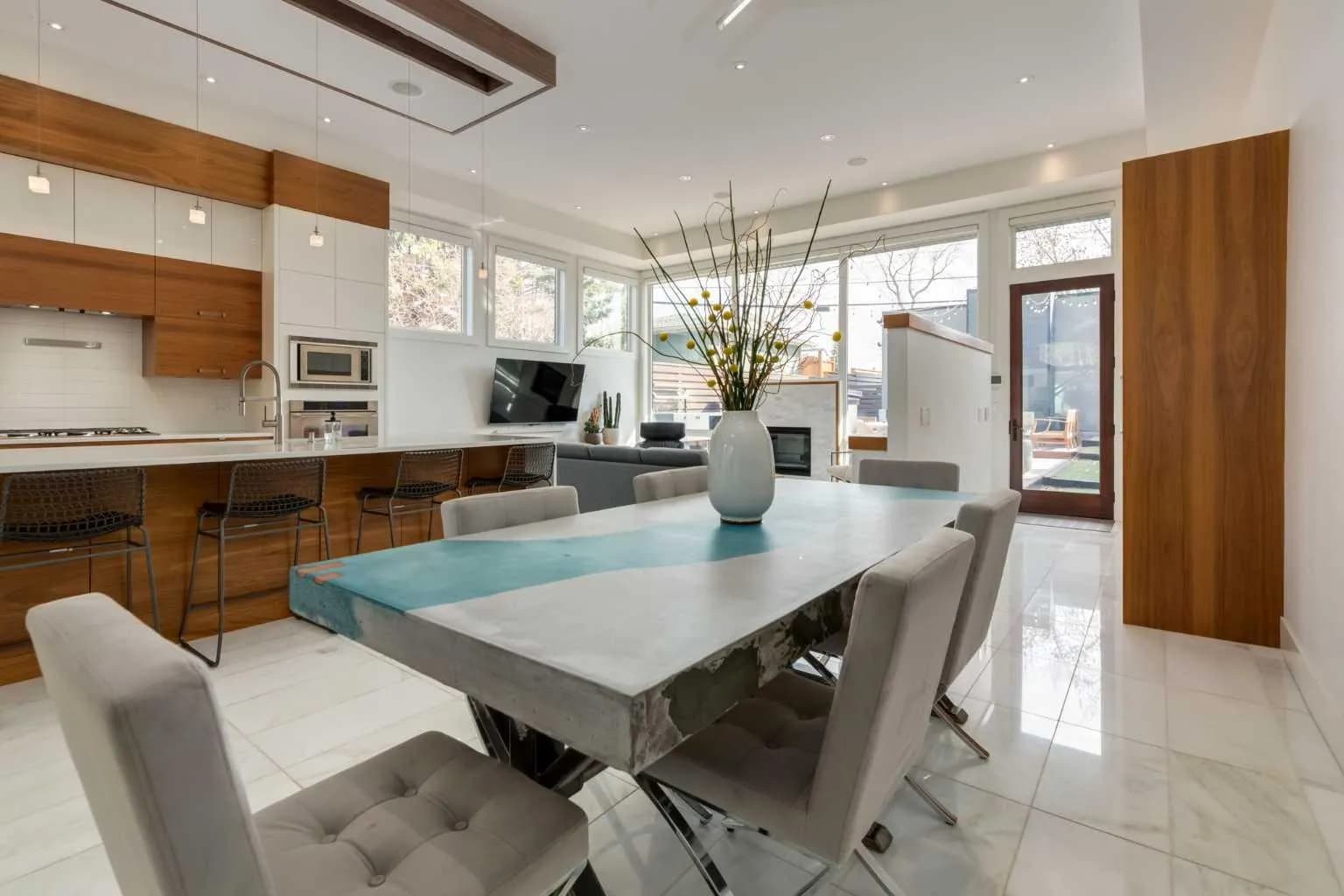 Semi Detached (Half Duplex)
