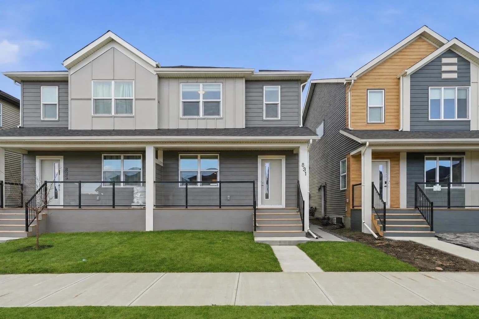 Semi Detached (Half Duplex)