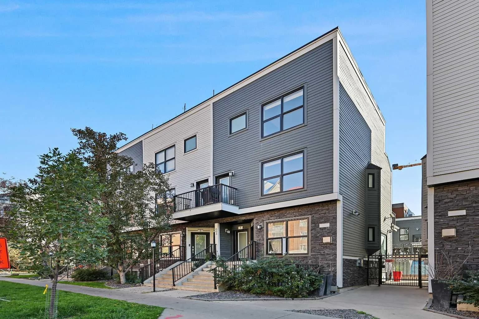 Row/Townhouse