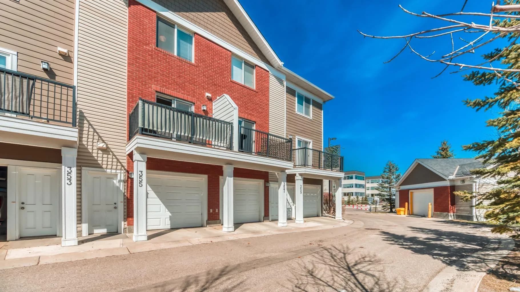 Row/Townhouse