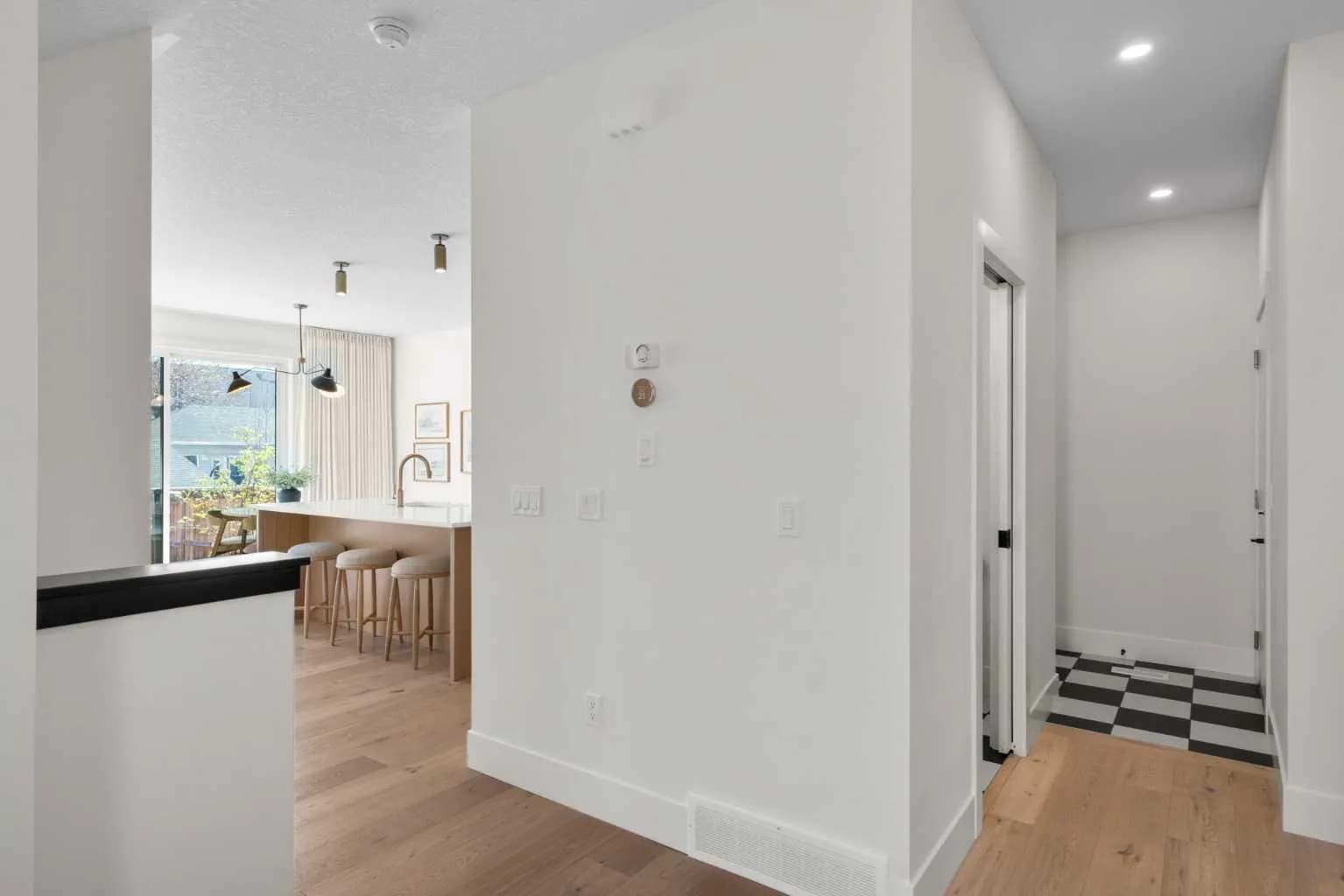 Semi Detached (Half Duplex)