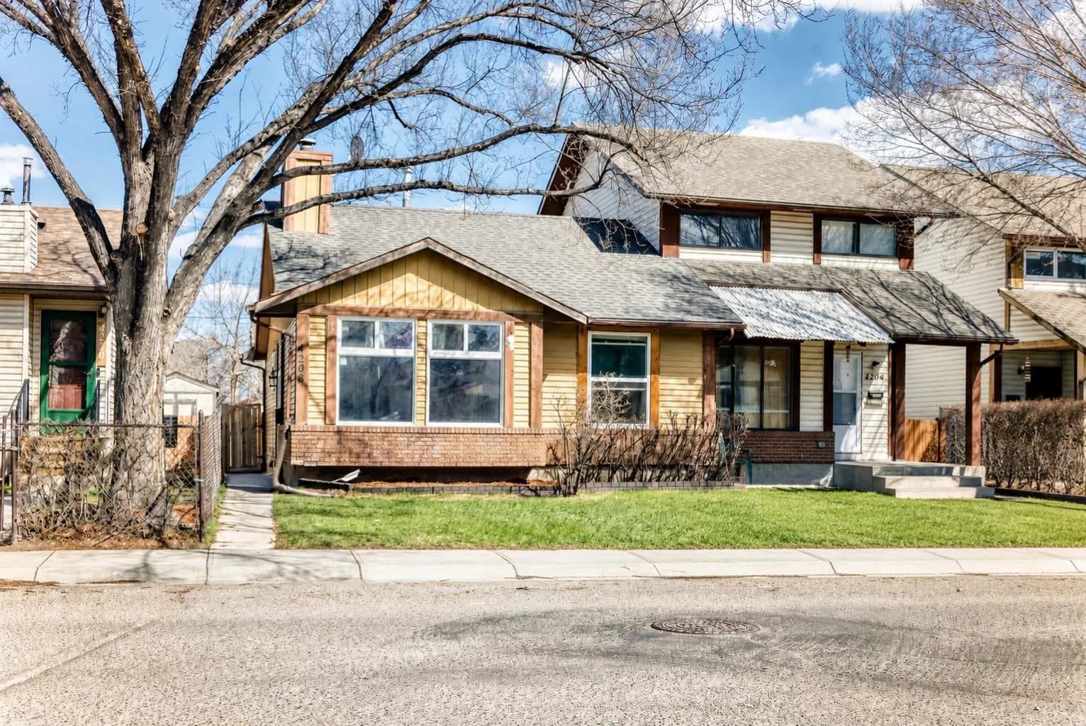 Semi Detached (Half Duplex)