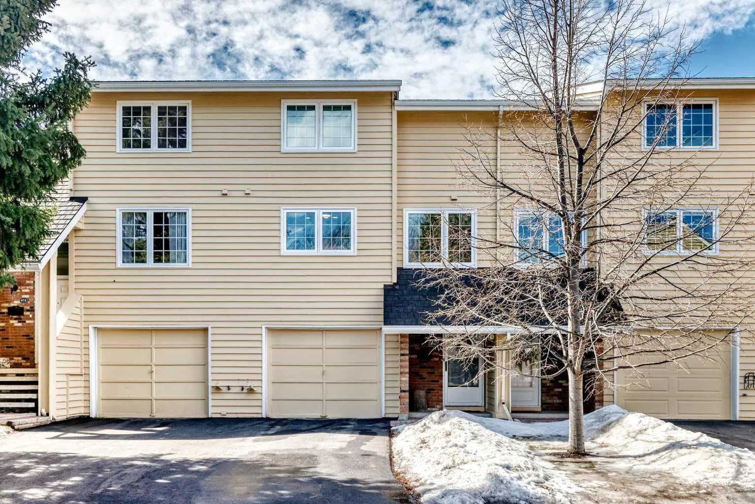 Row/Townhouse