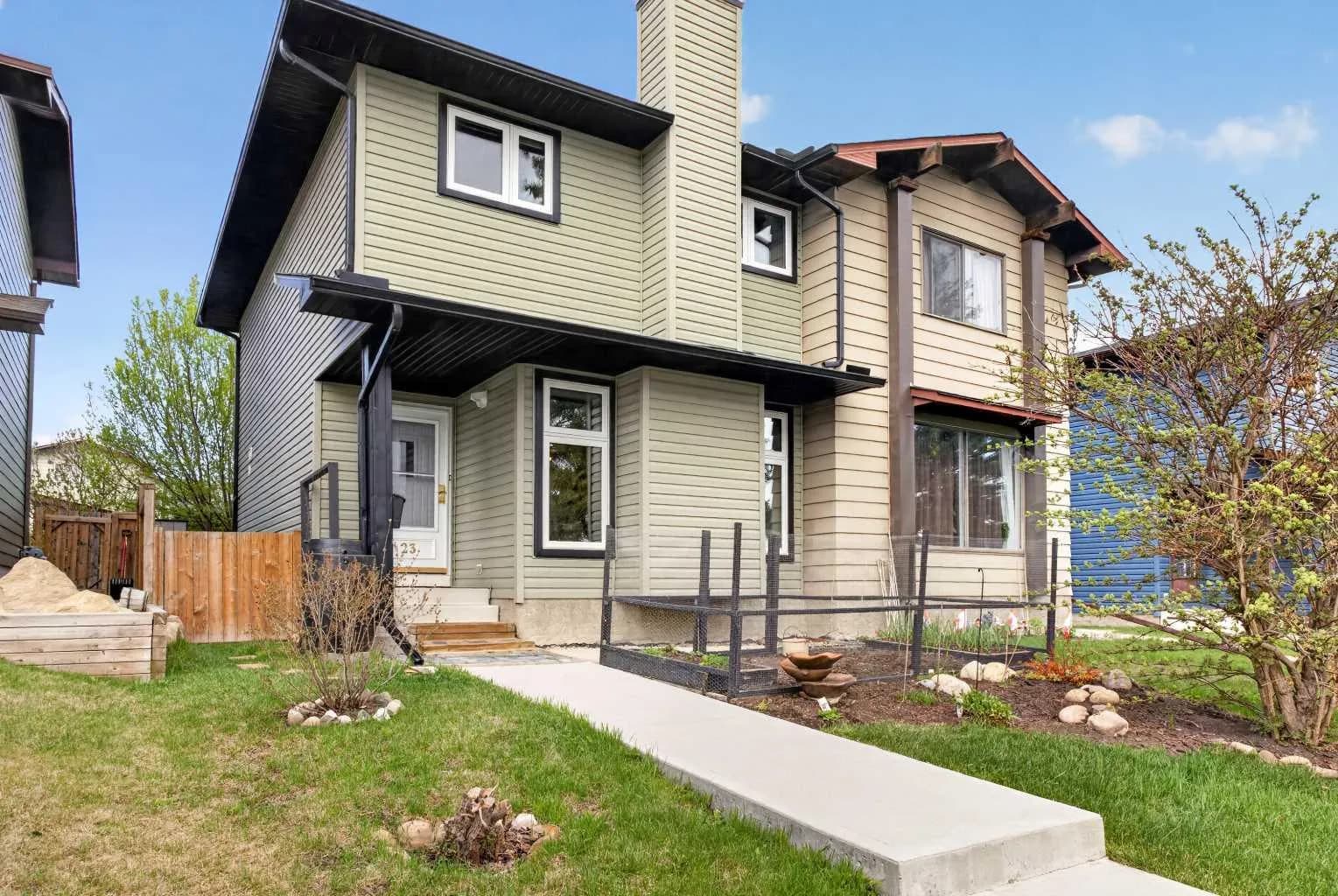 Semi Detached (Half Duplex)