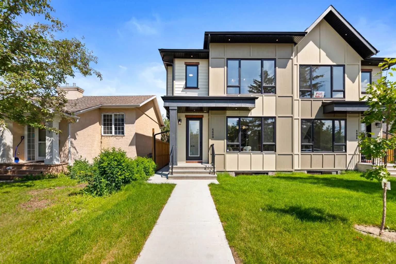 Semi Detached (Half Duplex)