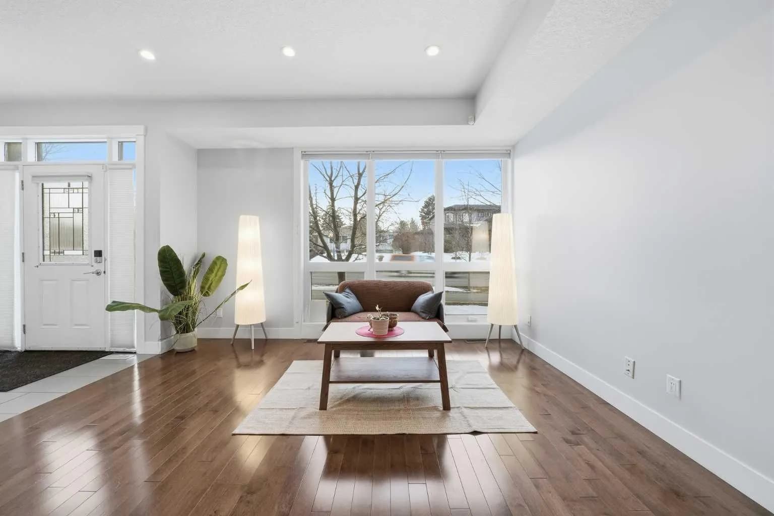 Semi Detached (Half Duplex)