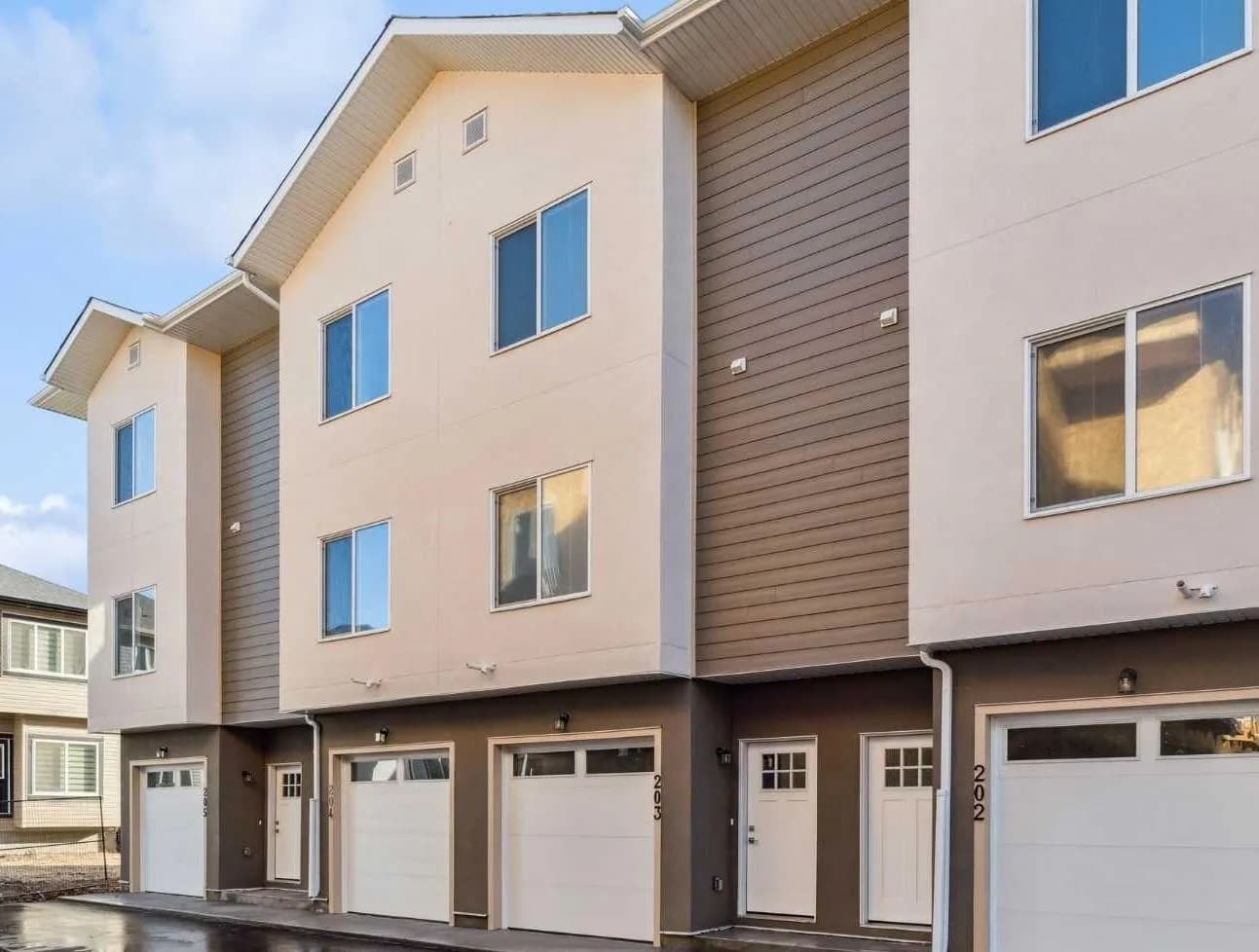 Row/Townhouse