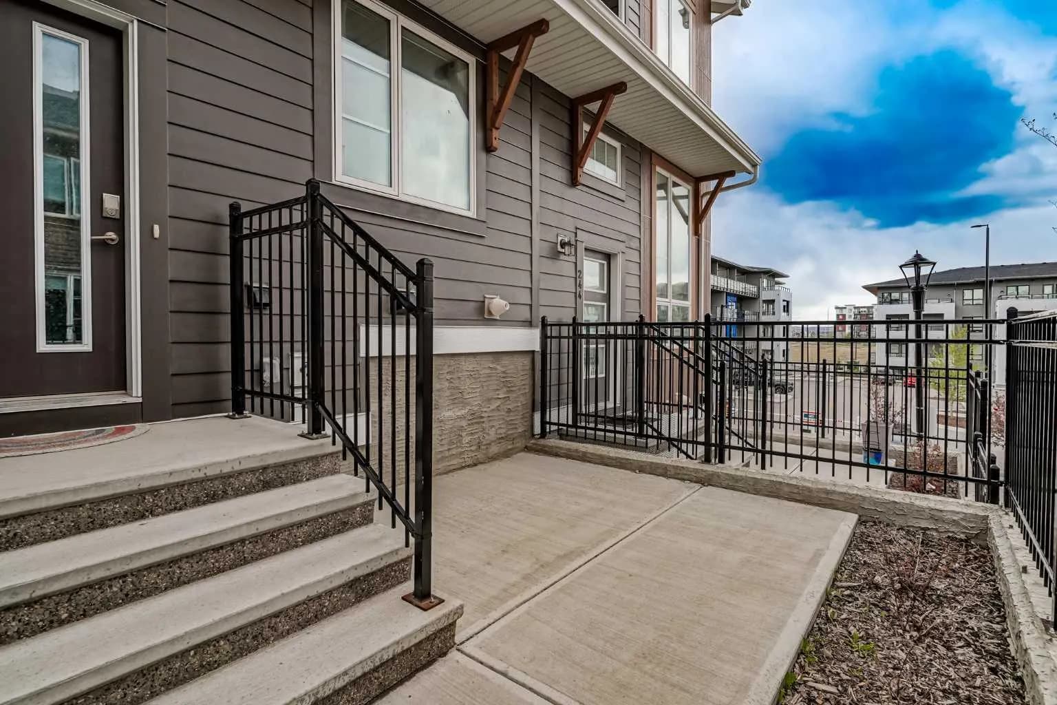 Row/Townhouse