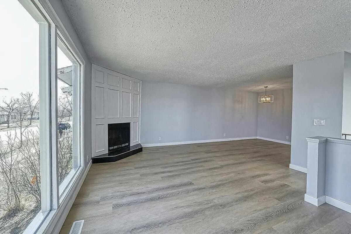 Semi Detached (Half Duplex)