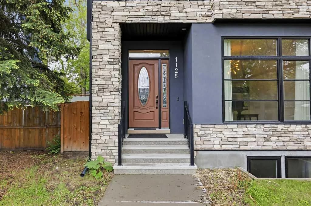 Semi Detached (Half Duplex)