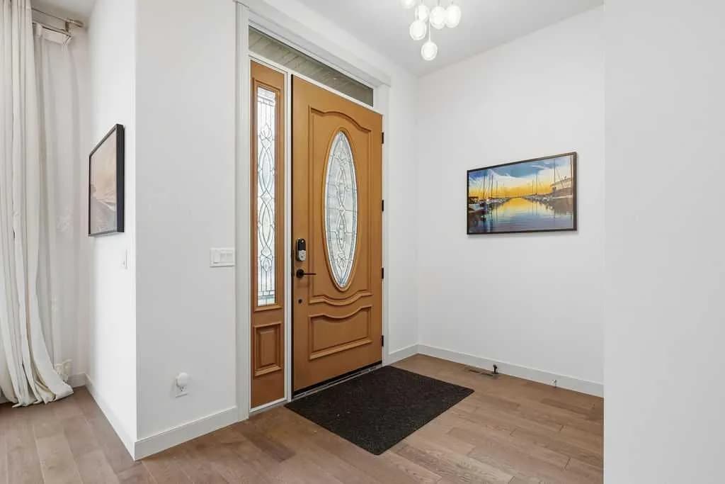 Semi Detached (Half Duplex)