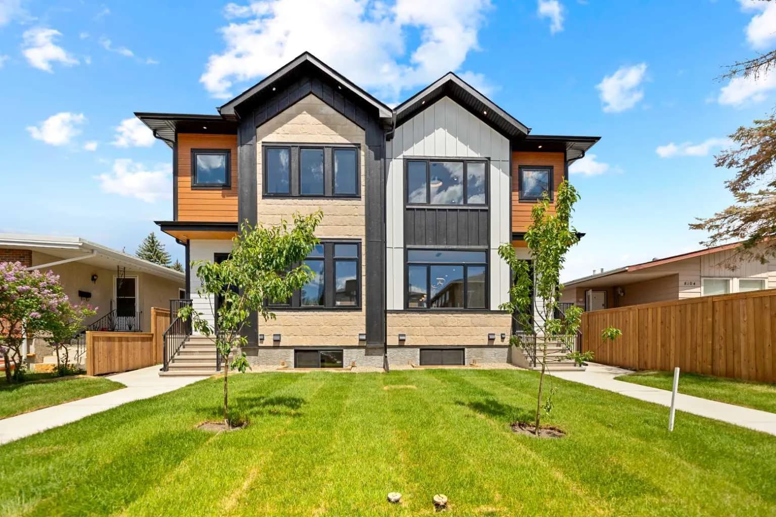 Semi Detached (Half Duplex)