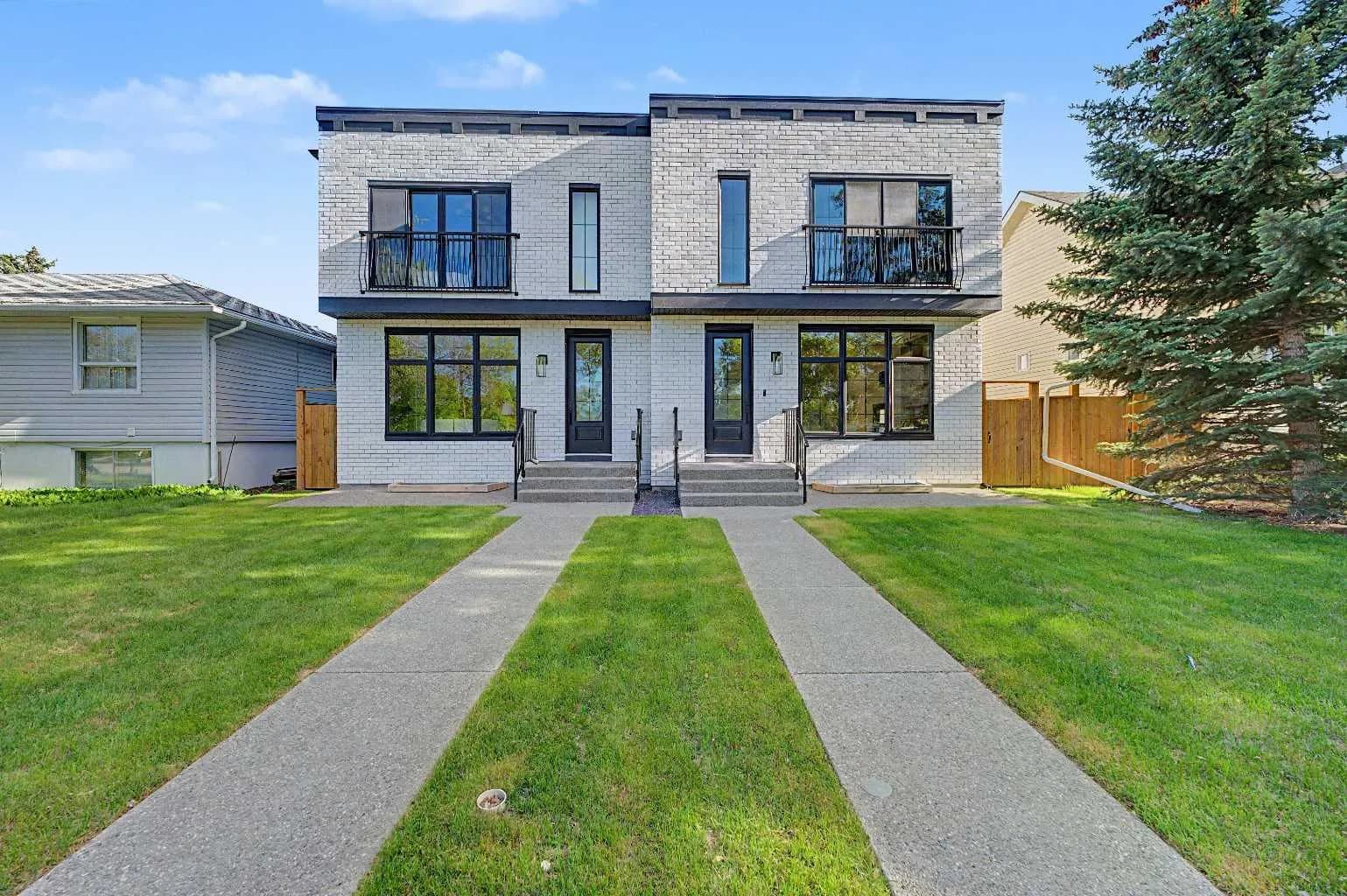 Semi Detached (Half Duplex)