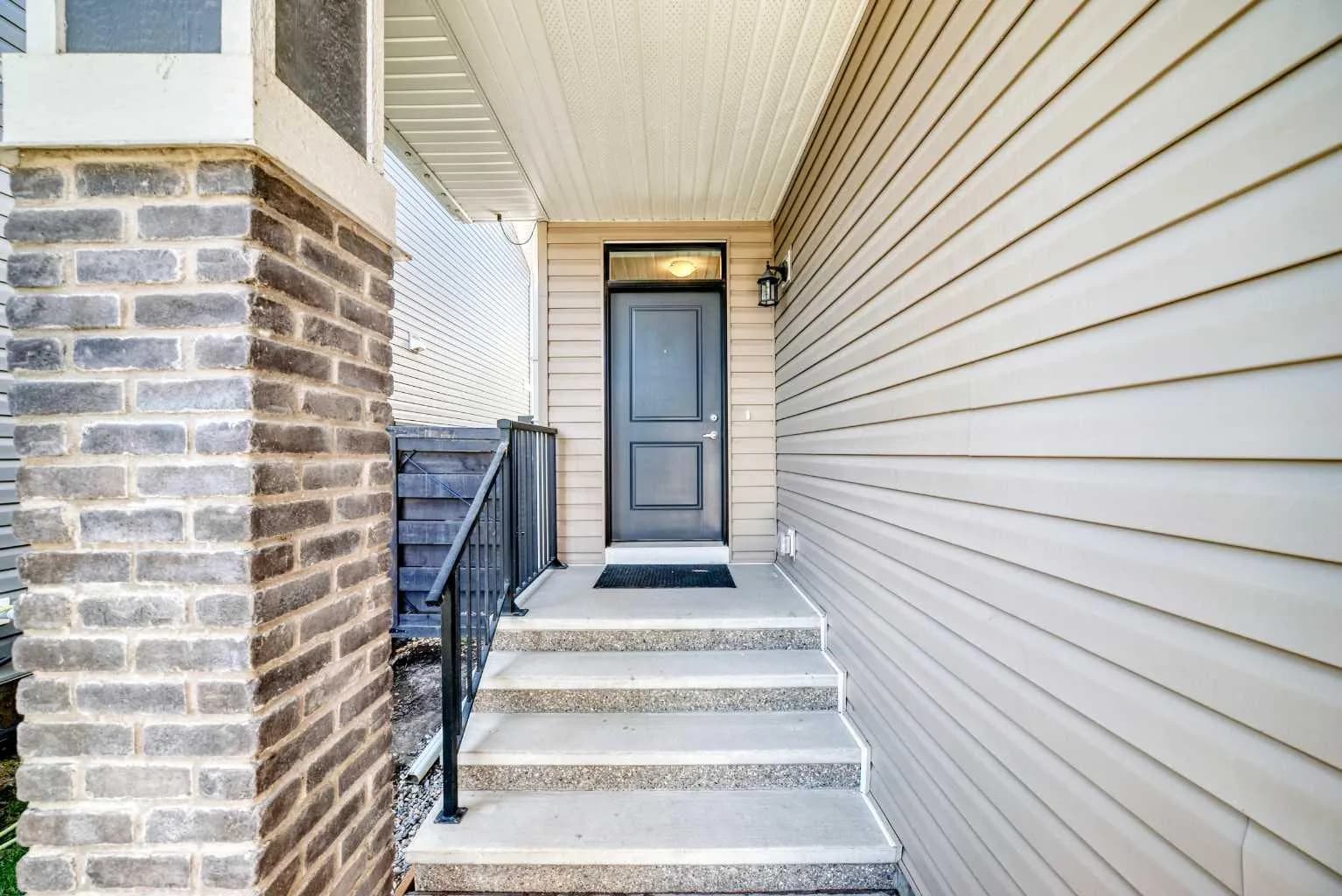 Semi Detached (Half Duplex)