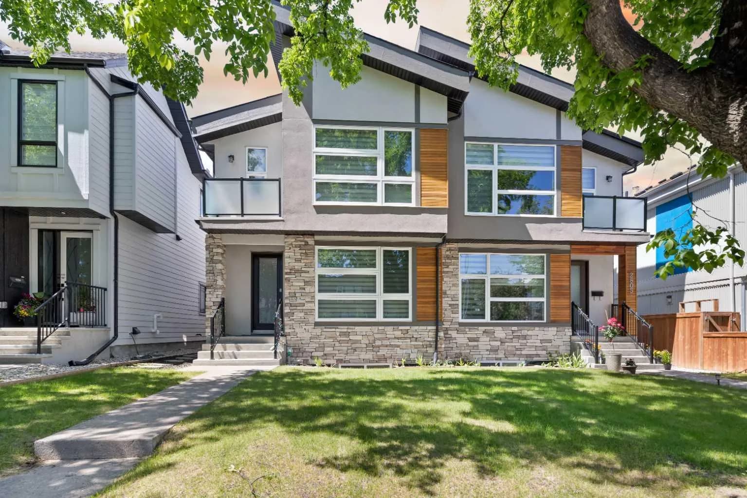 Semi Detached (Half Duplex)