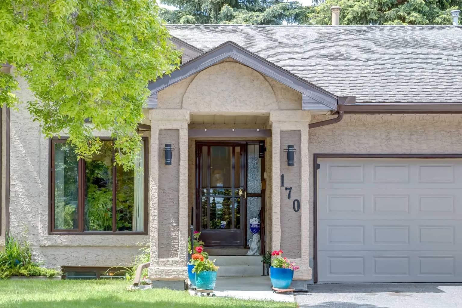 Semi Detached (Half Duplex)