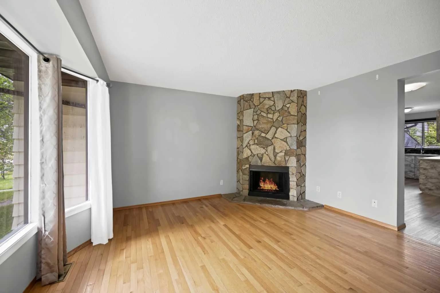 Semi Detached (Half Duplex)