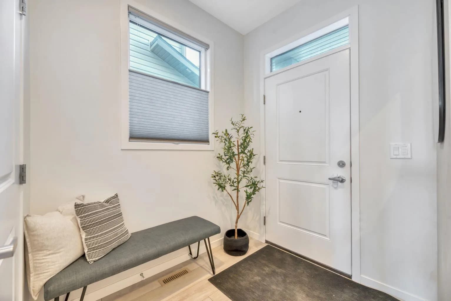 Semi Detached (Half Duplex)