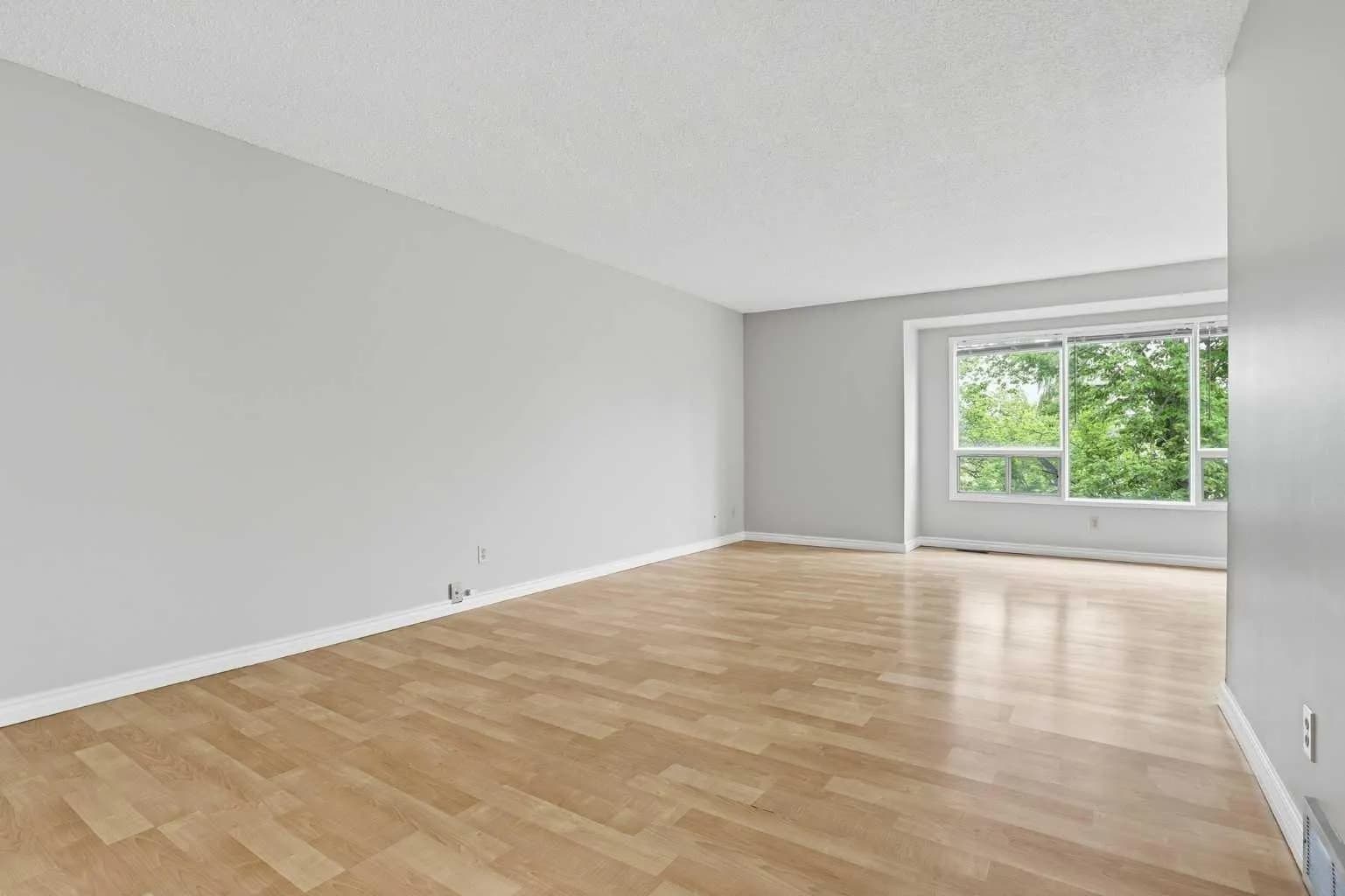 Semi Detached (Half Duplex)
