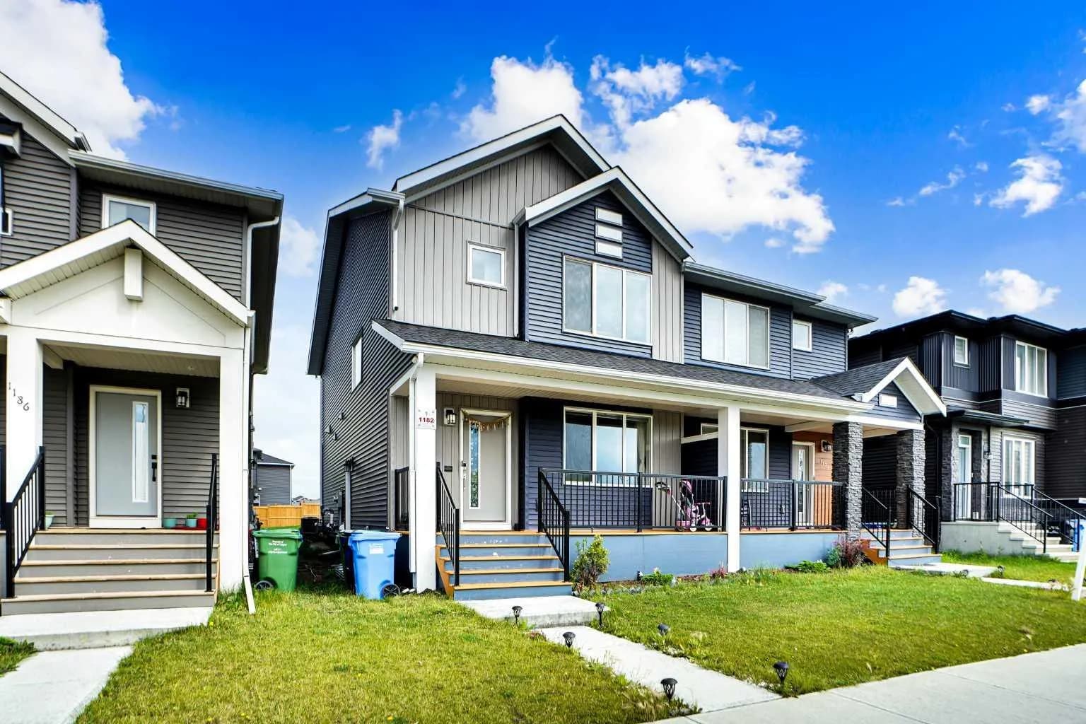 Semi Detached (Half Duplex)