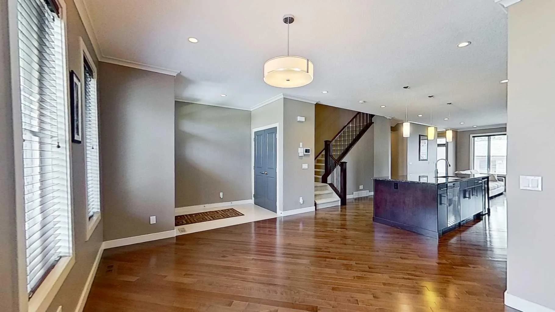 Semi Detached (Half Duplex)