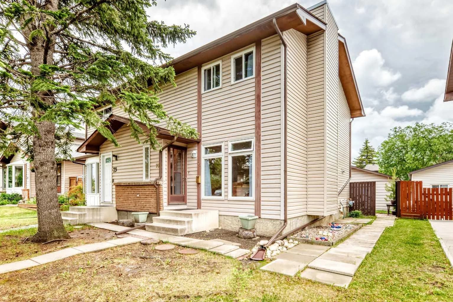 Semi Detached (Half Duplex)