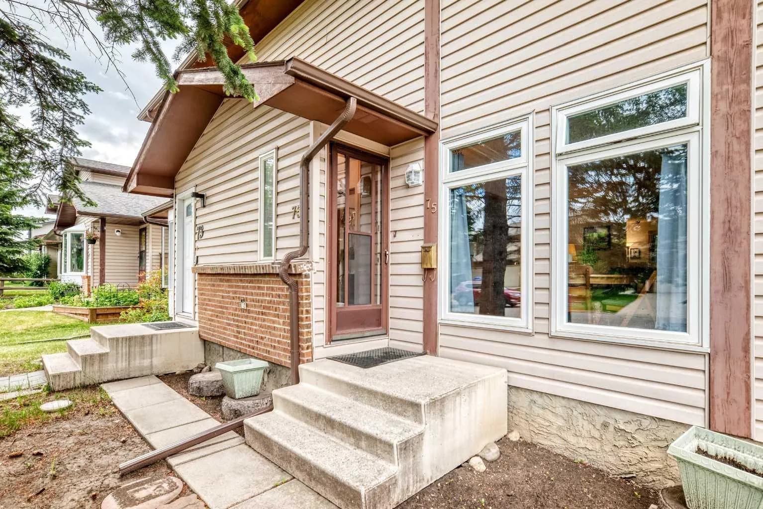 Semi Detached (Half Duplex)