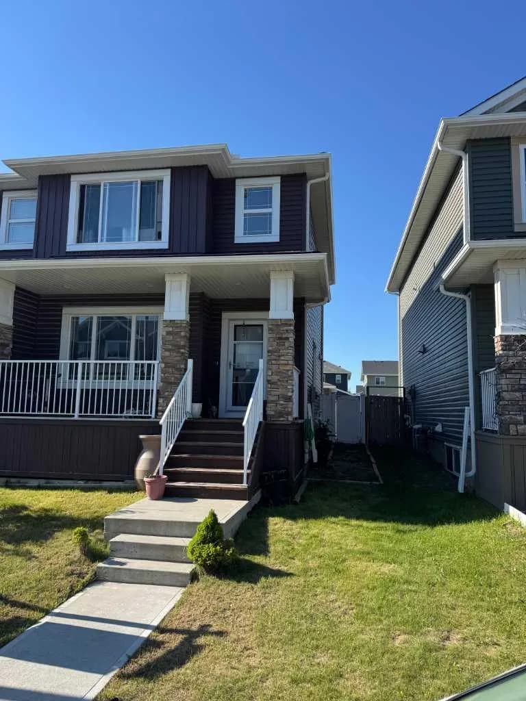 Semi Detached (Half Duplex)