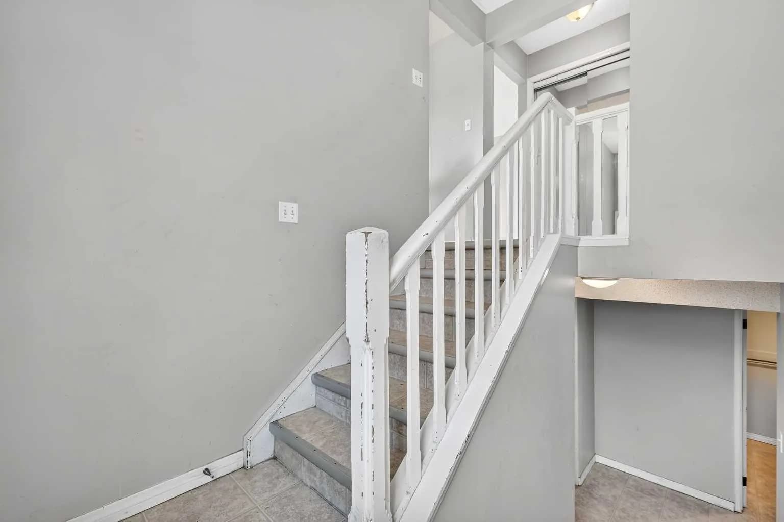 Semi Detached (Half Duplex)