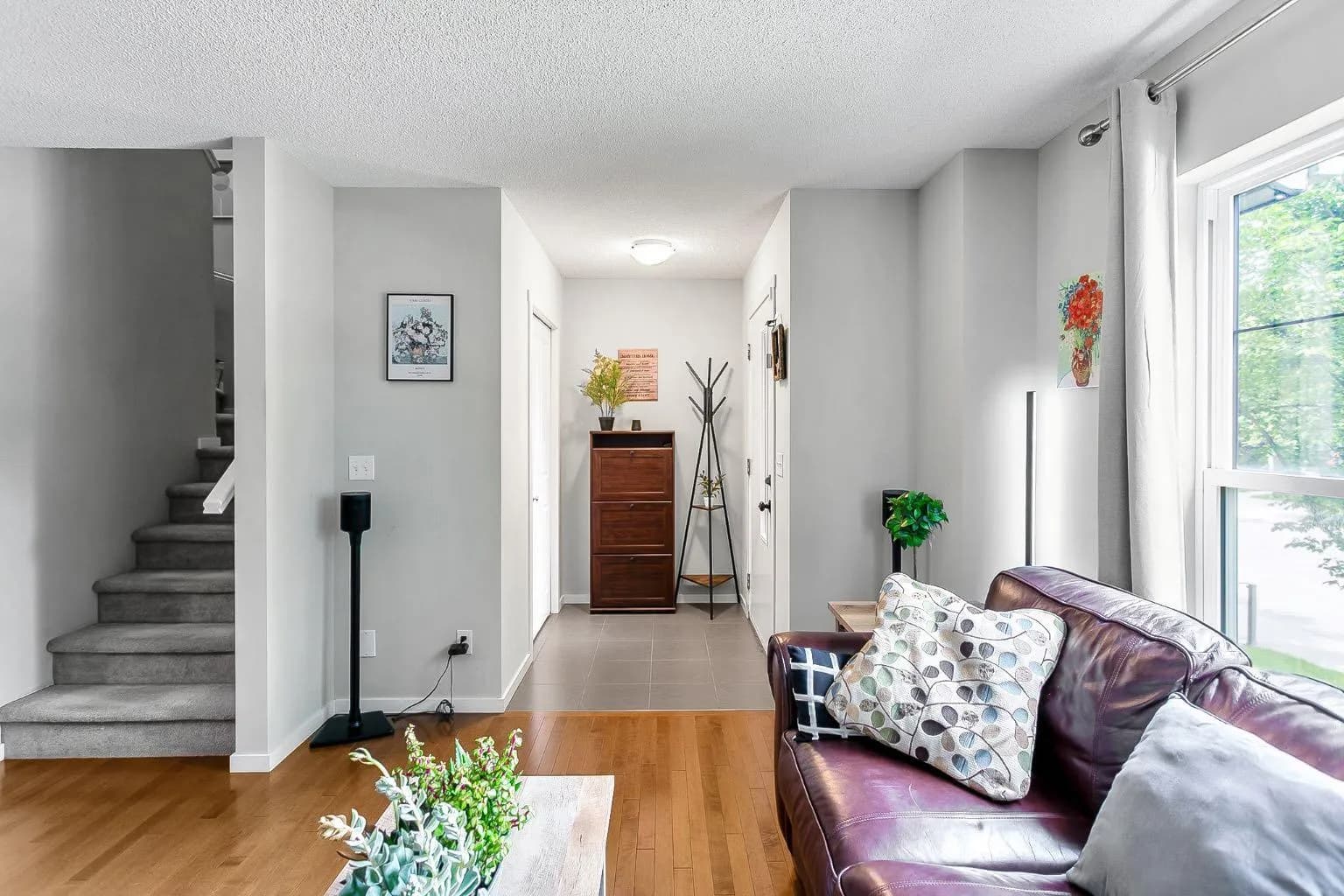 Semi Detached (Half Duplex)