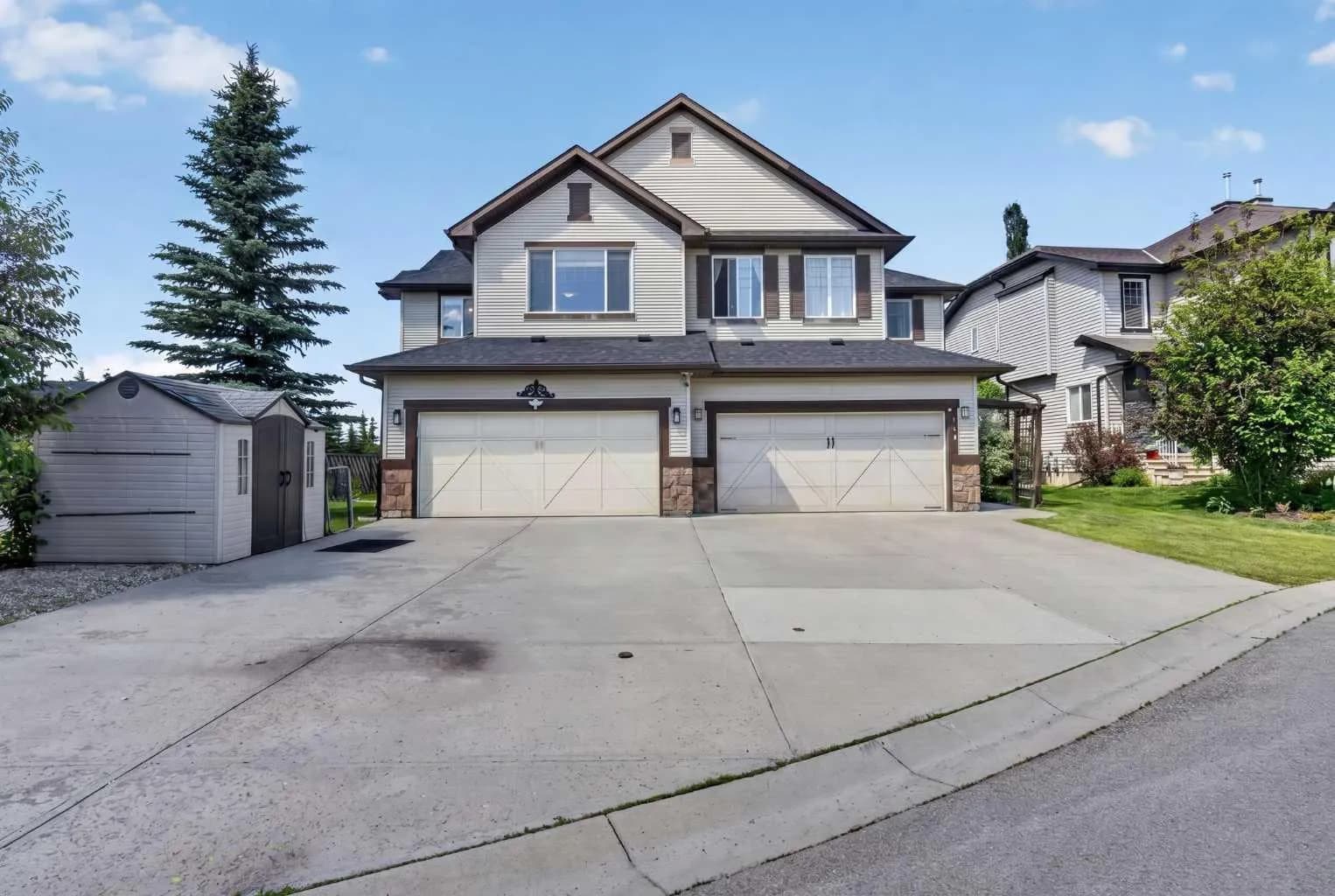 Semi Detached (Half Duplex)