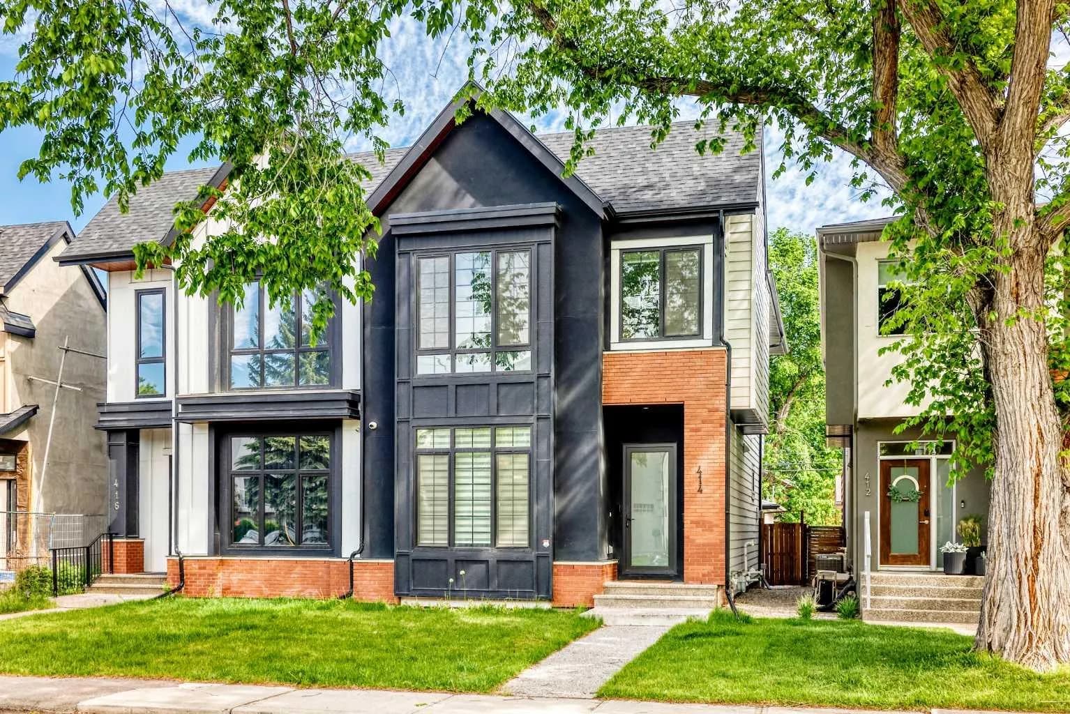 Semi Detached (Half Duplex)