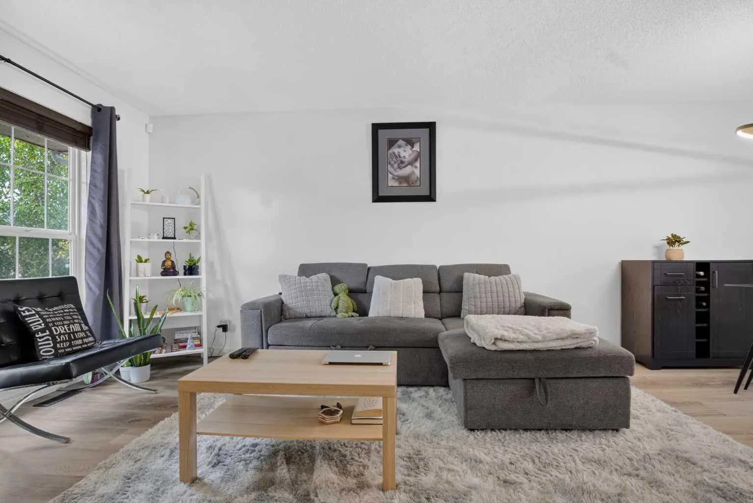 Semi Detached (Half Duplex)