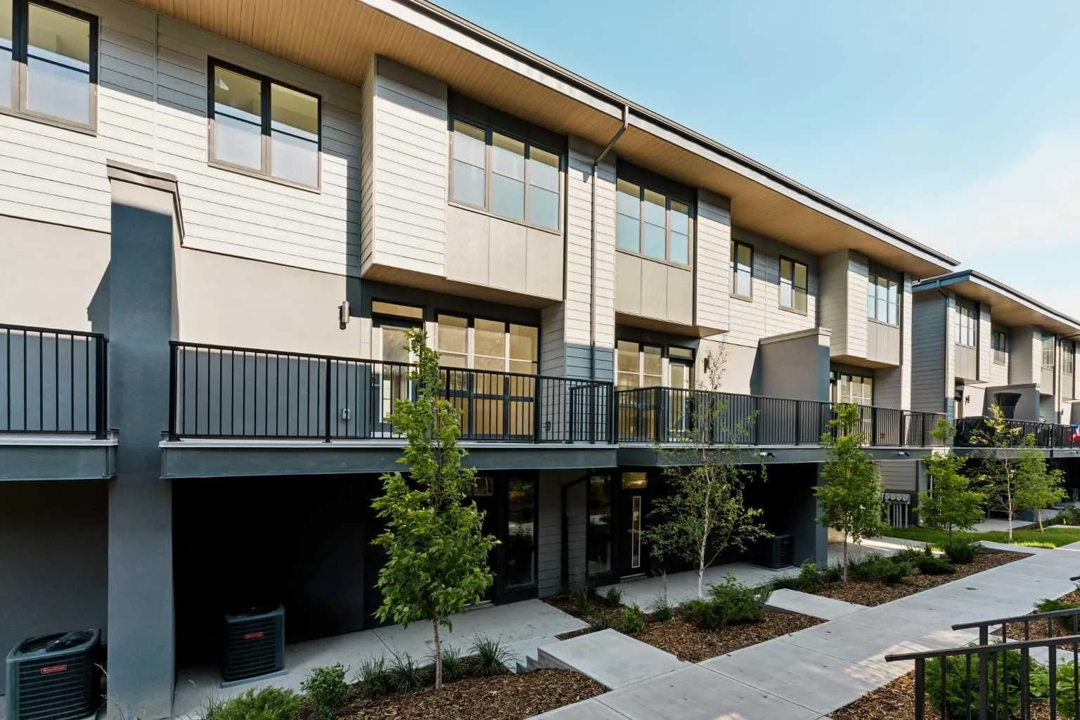Row/Townhouse