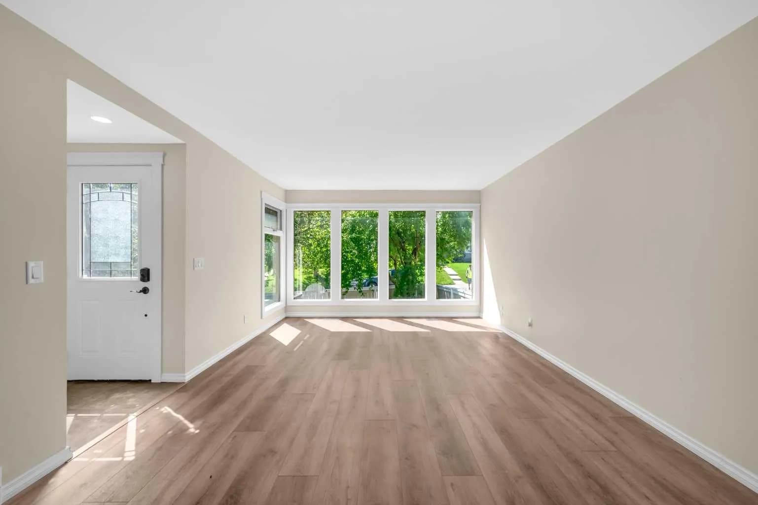 Semi Detached (Half Duplex)