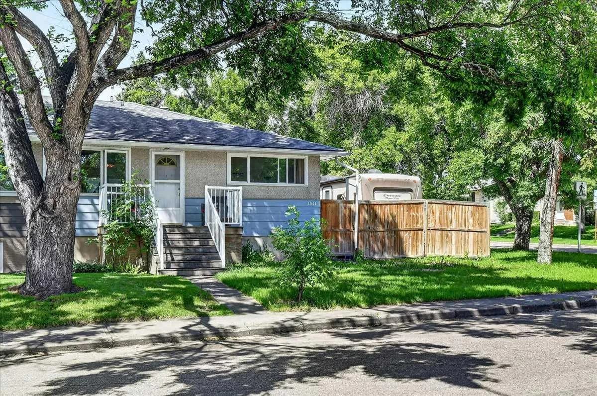 Semi Detached (Half Duplex)